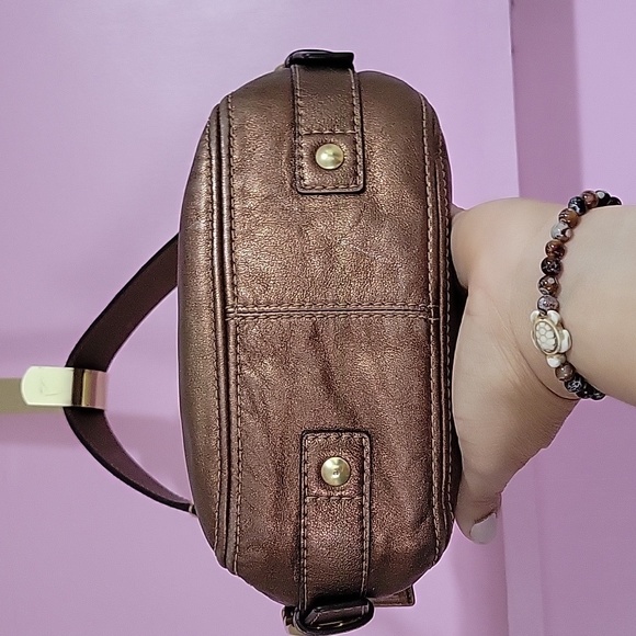 Coach Y2K Copper Leather Zoe shoulder π§‘π€π bagDimensions 9 in X 6.5 in X 3in - Picture 9 of 17